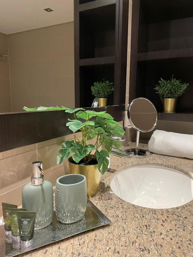 Luxurious 2 Bedroom Apartment In Anantara Hotel And Residences Ντουμπάι Εξωτερικό φωτογραφία